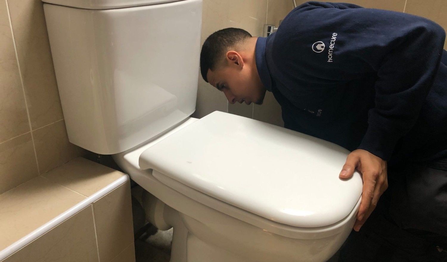 Repairs to a toilet in Richmond upon Thames